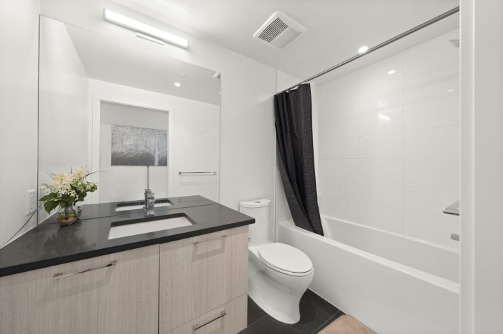 Photo 9 at 1405 - 3581 E Kent Avenue North, South Marine, Vancouver East