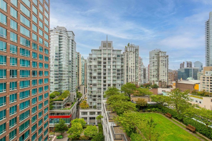 Photo 26 at 1601 - 788 Richards Street, Downtown VW, Vancouver West