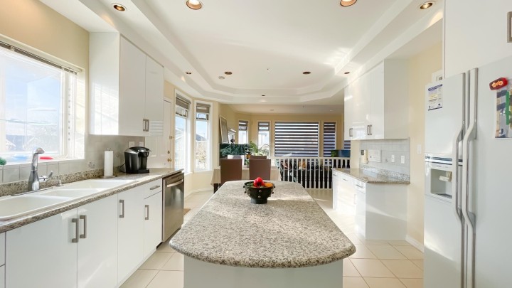 Photo 12 at 2056 Scarboro Avenue, Fraserview VE, Vancouver East