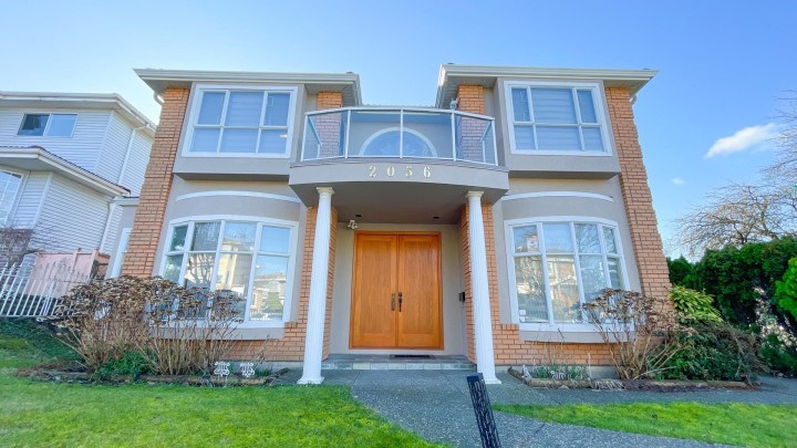 Photo 1 at 2056 Scarboro Avenue, Fraserview VE, Vancouver East