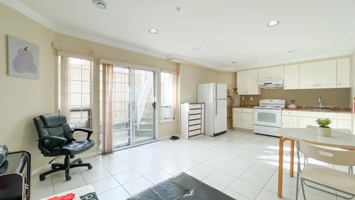 Photo 25 at 2056 Scarboro Avenue, Fraserview VE, Vancouver East