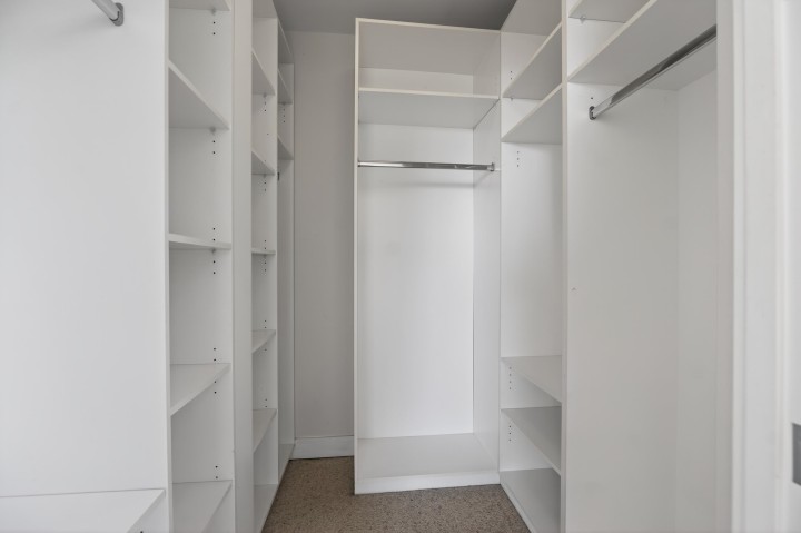 Photo 32 at 203 - 2090 Argyle Avenue, Dundarave, West Vancouver