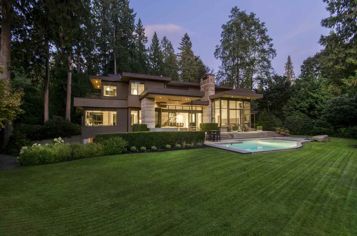 Photo 2 at 2998 Rosebery Avenue, Altamont, West Vancouver