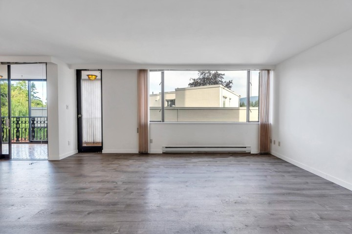 Photo 6 at 201 - 845 Chilco Street, West End VW, Vancouver West