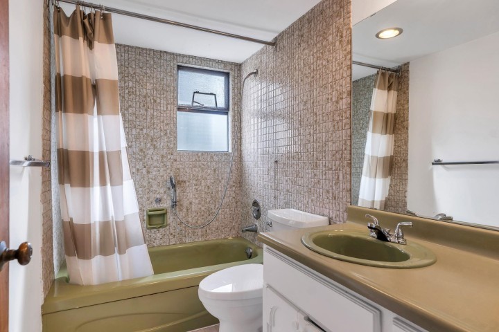 Photo 22 at 201 - 845 Chilco Street, West End VW, Vancouver West