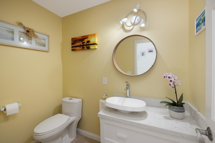 Photo 15 at 250 Kelvin Grove Way, Lions Bay, West Vancouver