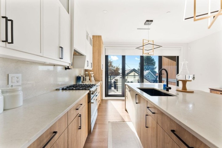 Photo 9 at 1766 E 64th Avenue, Fraserview VE, Vancouver East
