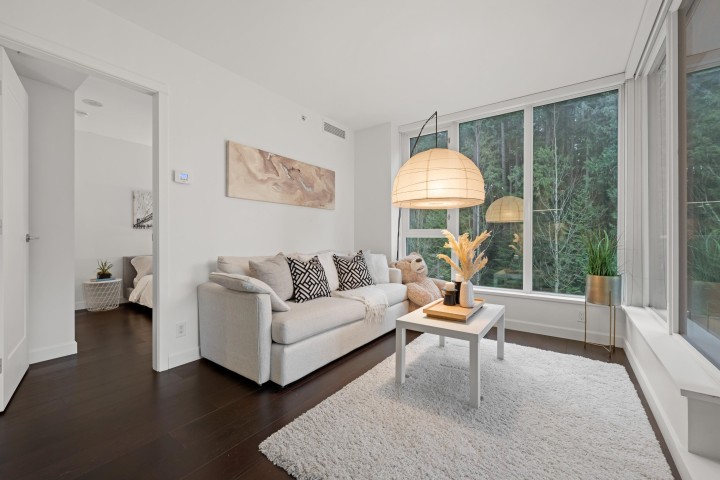 Photo 2 at 307 - 3355 Binning Road, University VW, Vancouver West