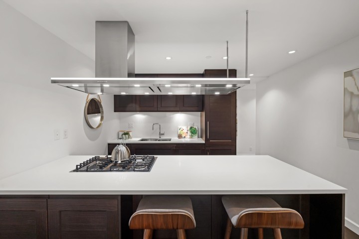 Photo 6 at 307 - 3355 Binning Road, University VW, Vancouver West