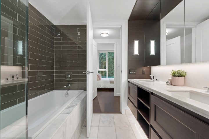 Photo 19 at 307 - 3355 Binning Road, University VW, Vancouver West