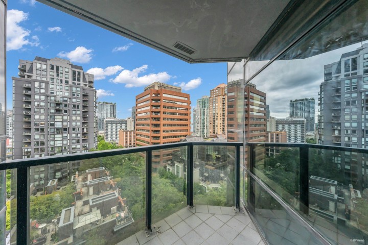 Photo 22 at 910 - 1050 Burrard Street, Downtown VW, Vancouver West