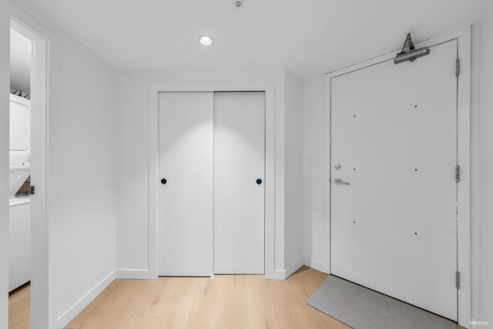Photo 14 at 910 - 1050 Burrard Street, Downtown VW, Vancouver West