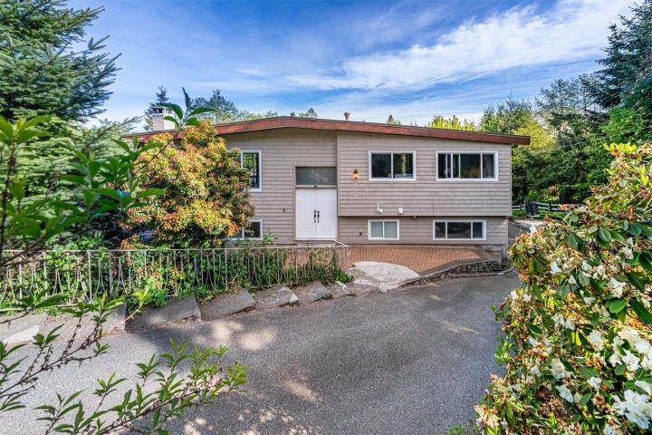 Photo 29 at 520 Ballantree Place, West Vancouver