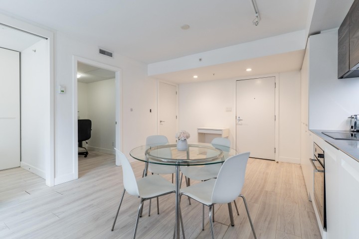 Photo 10 at 1405 - 1133 Hornby Street, Downtown VW, Vancouver West