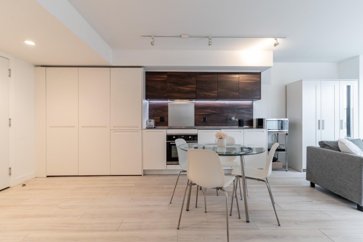 Photo 8 at 1405 - 1133 Hornby Street, Downtown VW, Vancouver West