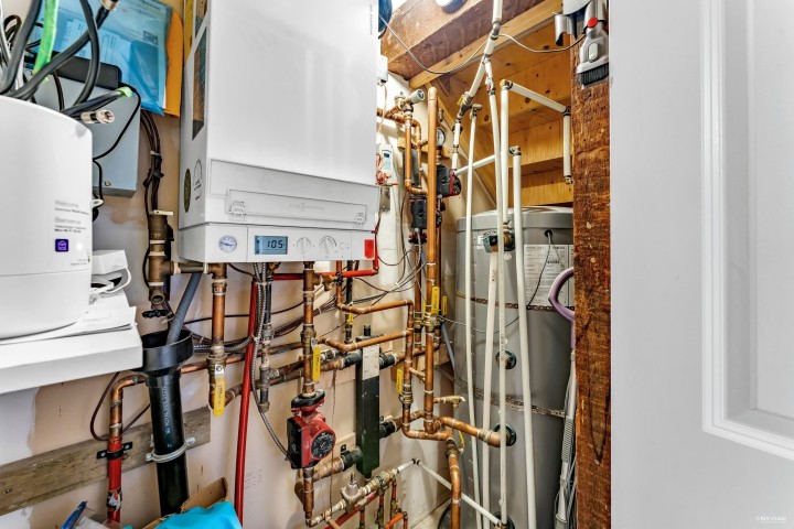 Photo 20 at 3951 Slocan Street, Renfrew Heights, Vancouver East