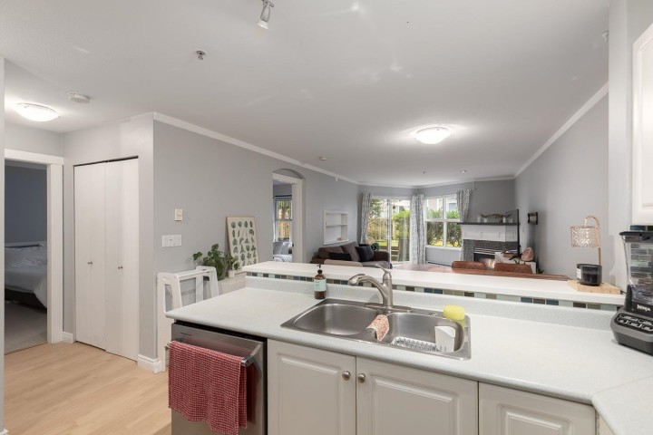 Photo 4 at 107 - 3038 E Kent Avenue South, South Marine, Vancouver East