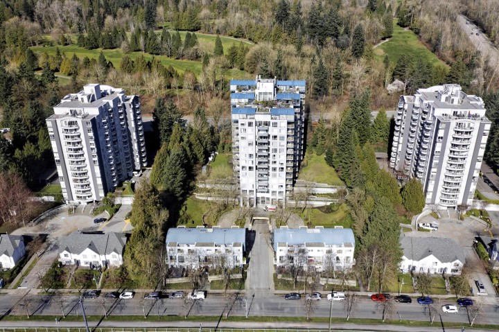 Photo 33 at 1107 - 3061 E Kent Avenue North, South Marine, Vancouver East