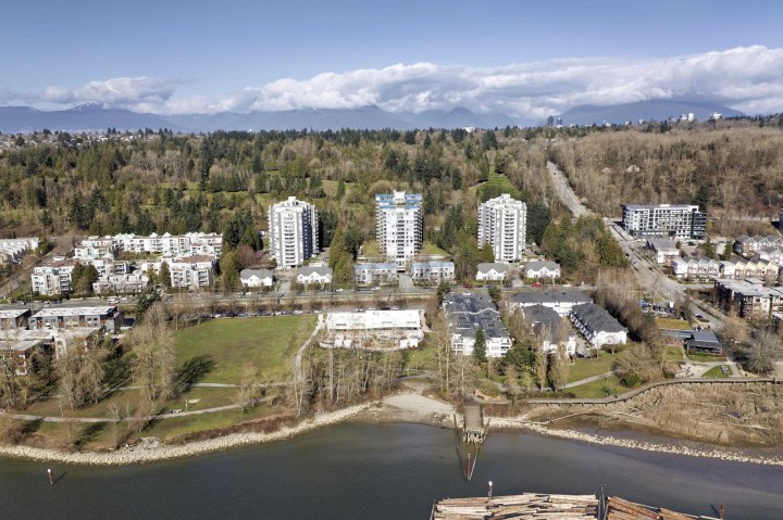 Photo 31 at 1107 - 3061 E Kent Avenue North, South Marine, Vancouver East