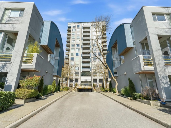 Photo 25 at 1107 - 3061 E Kent Avenue North, South Marine, Vancouver East