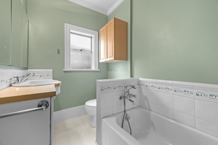 Photo 11 at 4278 W 12th Avenue, Point Grey, Vancouver West