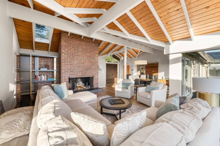 Photo 22 at 4570 Woodgreen Court, Cypress Park Estates, West Vancouver