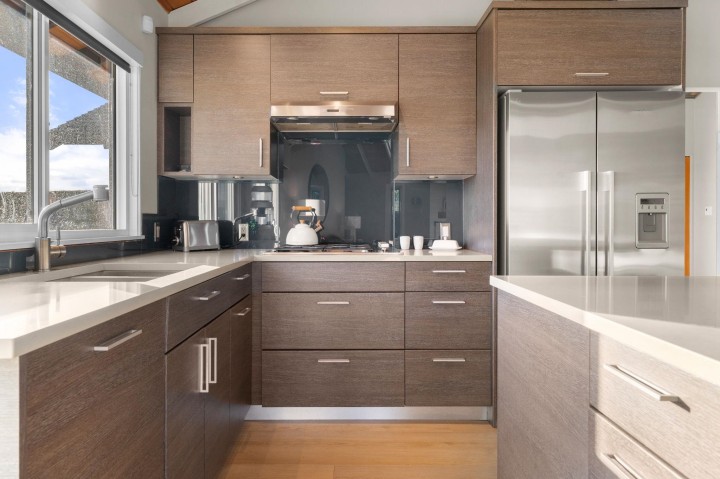 Photo 9 at 4570 Woodgreen Court, Cypress Park Estates, West Vancouver