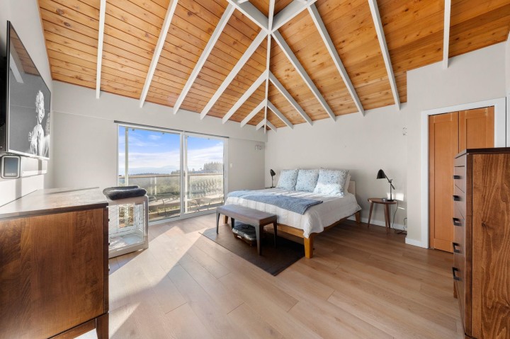 Photo 30 at 4570 Woodgreen Court, Cypress Park Estates, West Vancouver