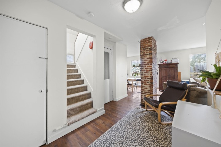 Photo 6 at 3550 W 1st Avenue, Kitsilano, Vancouver West