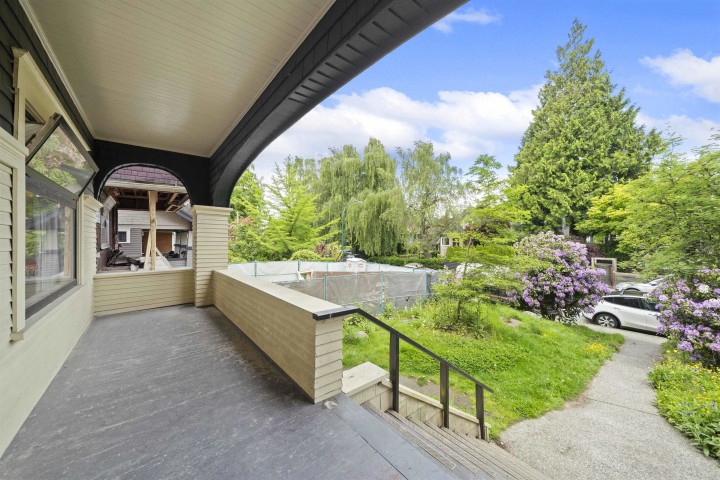 Photo 4 at 3550 W 1st Avenue, Kitsilano, Vancouver West