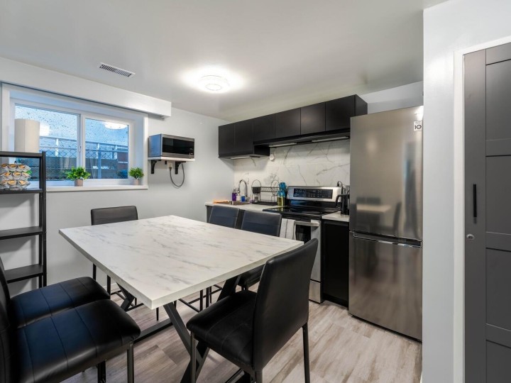Photo 14 at 447 E 30th Avenue, Fraser VE, Vancouver East