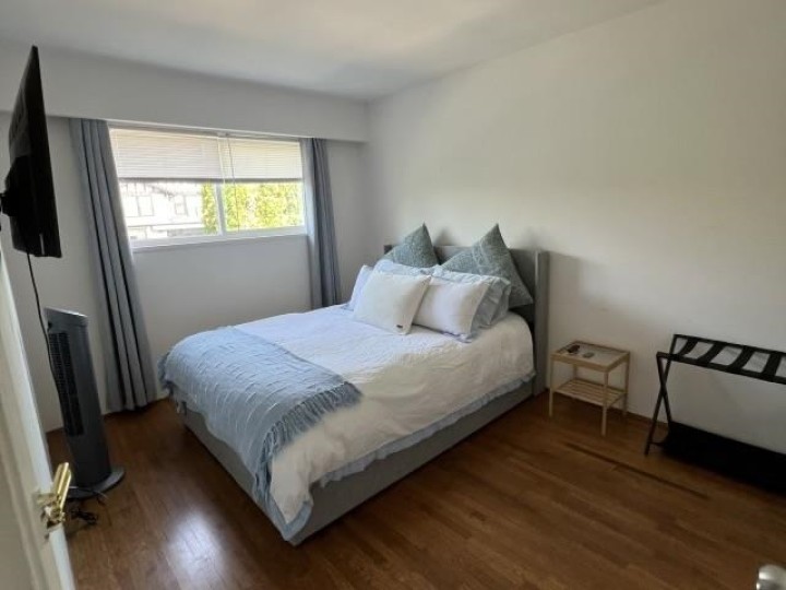 Photo 8 at 447 E 30th Avenue, Fraser VE, Vancouver East