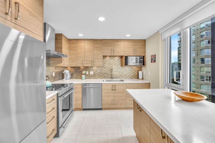 Photo 13 at 1002 - 1020 Harwood Street, West End VW, Vancouver West