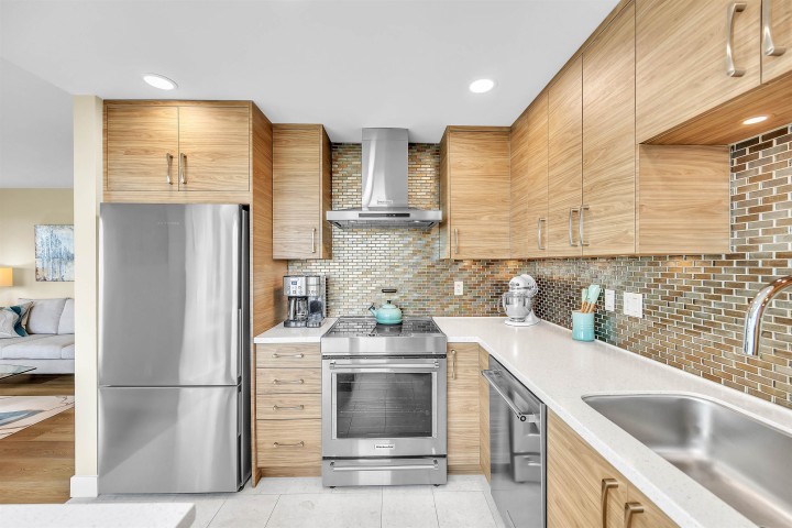 Photo 11 at 1002 - 1020 Harwood Street, West End VW, Vancouver West