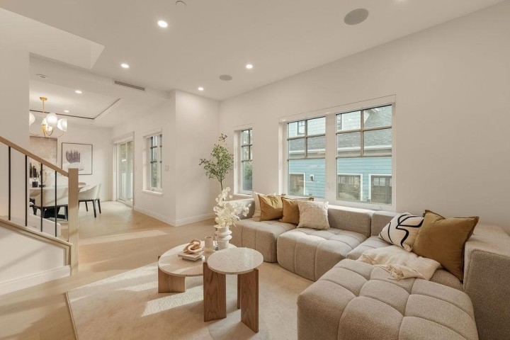 Photo 16 at 2542 Grant Street, Renfrew VE, Vancouver East