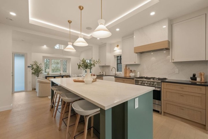 Photo 9 at 2542 Grant Street, Renfrew VE, Vancouver East
