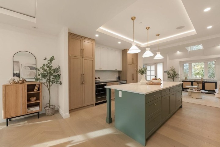Photo 10 at 2542 Grant Street, Renfrew VE, Vancouver East