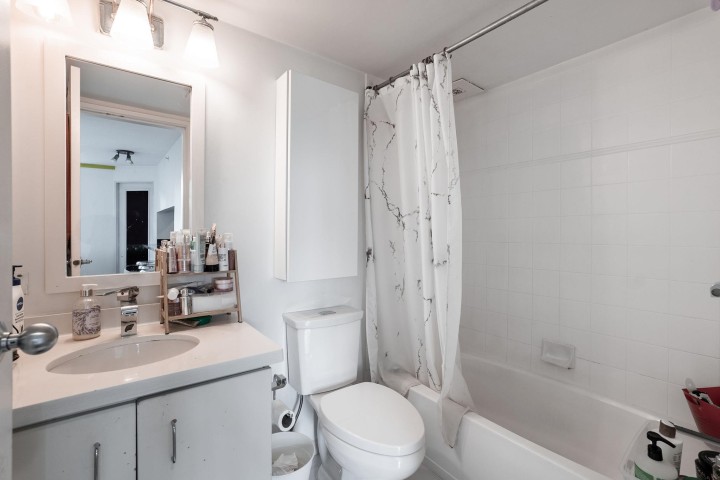 Photo 15 at 909 - 438 Seymour Street, Downtown VW, Vancouver West