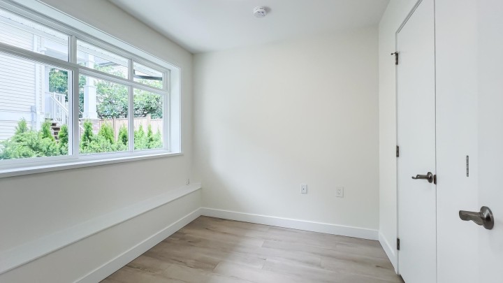 Photo 3 at 1157 Keefer Street, Strathcona, Vancouver East