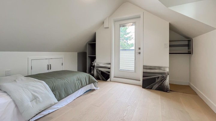 Photo 10 at 1157 Keefer Street, Strathcona, Vancouver East