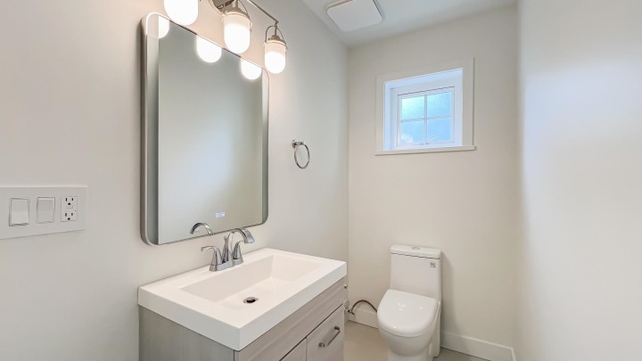Photo 14 at 1157 Keefer Street, Strathcona, Vancouver East