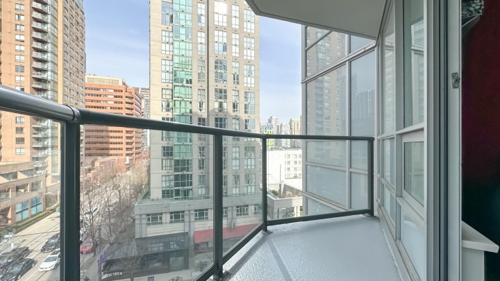 Photo 14 at 703 - 1212 Howe Street, Downtown VW, Vancouver West