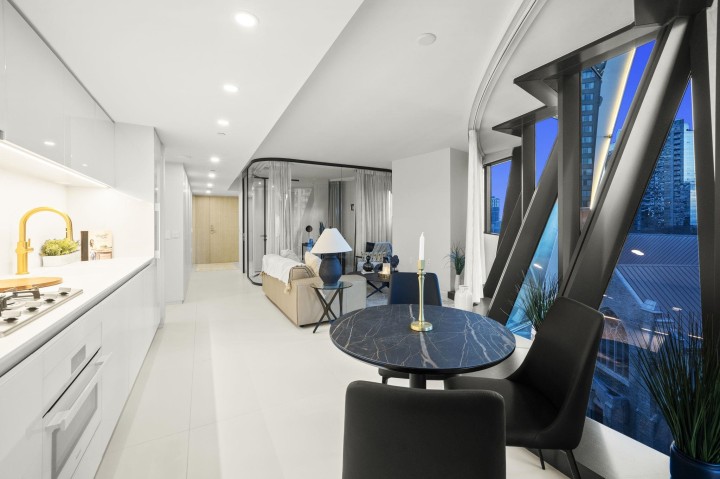 Photo 10 at 703 - 1033 Nelson Drive, West End VW, Vancouver West