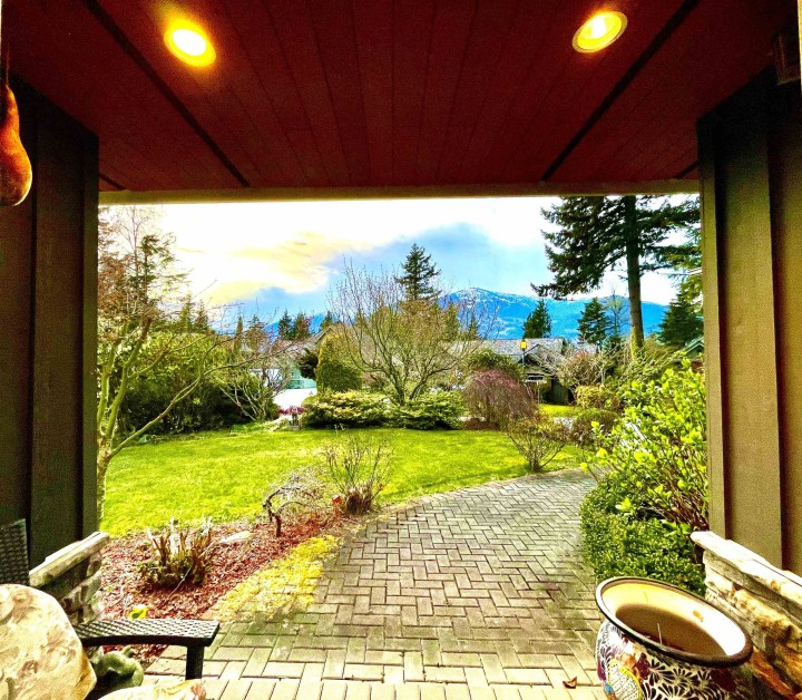 Photo 12 at 189 Stonegate Drive, Furry Creek, West Vancouver