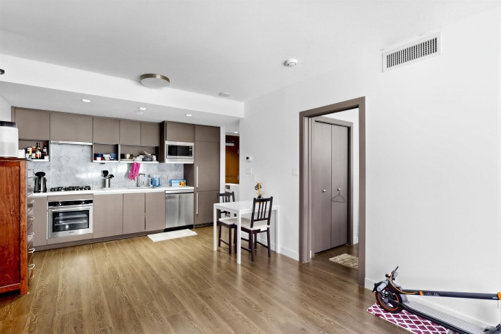 Photo 10 at 351 - 38 Smithe Street, Downtown VW, Vancouver West