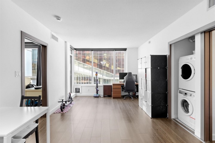 Photo 4 at 351 - 38 Smithe Street, Downtown VW, Vancouver West