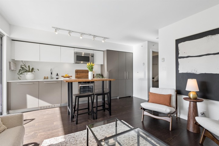 Photo 2 at 806 - 999 Seymour Street, Downtown VW, Vancouver West