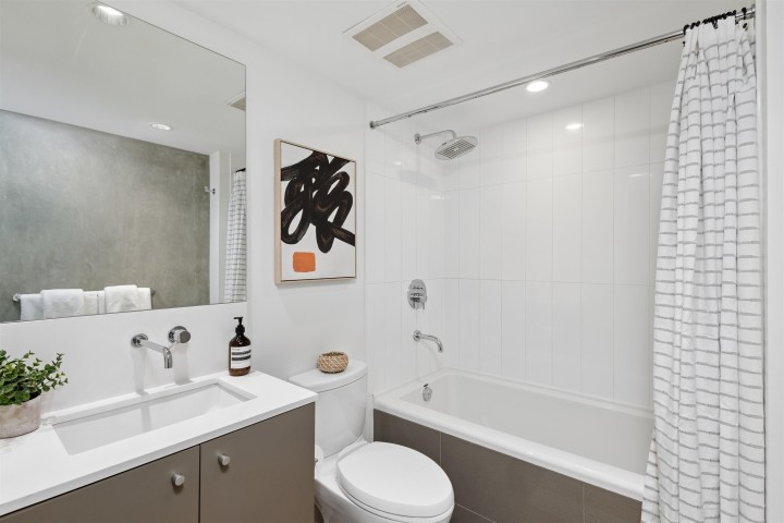 Photo 17 at 806 - 999 Seymour Street, Downtown VW, Vancouver West