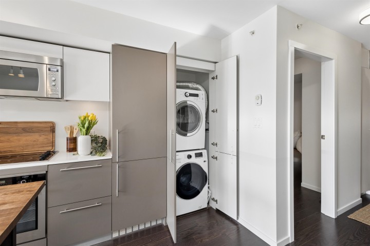 Photo 12 at 806 - 999 Seymour Street, Downtown VW, Vancouver West