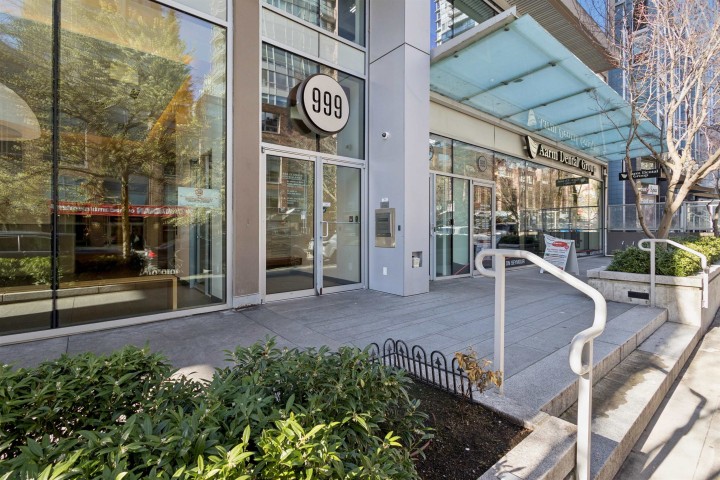 Photo 33 at 806 - 999 Seymour Street, Downtown VW, Vancouver West